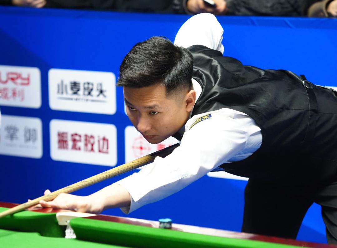 男篮在防守 男篮在防守