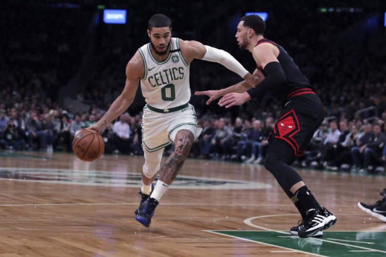 队格局正在 队格局正在